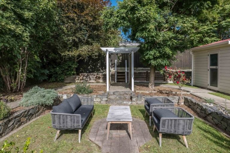 Photo of property in 73 Park Avenue, Waikanae, 5036