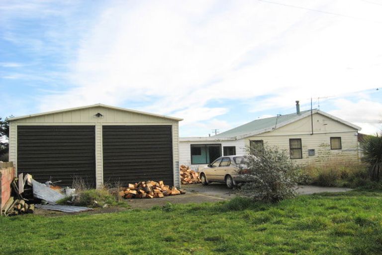 Photo of property in 2 Derby Street, Woodend, Invercargill, 9877