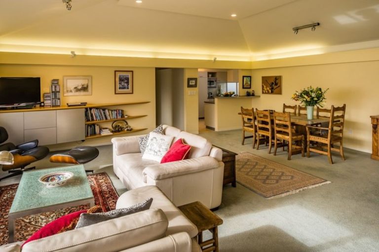 Photo of property in 9/9 Wilkinson Street, Oriental Bay, Wellington, 6011