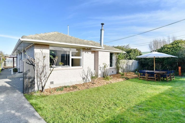 Photo of property in 53 Maces Road, Bromley, Christchurch, 8062