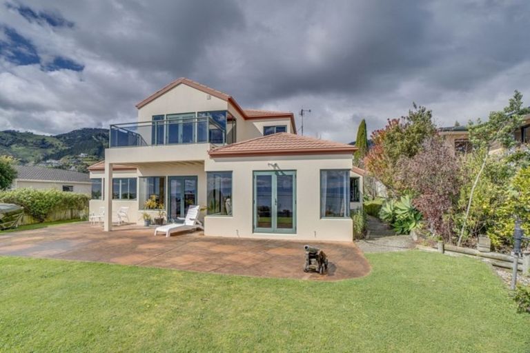 Photo of property in 10 Matuku Place, Atawhai, Nelson, 7010
