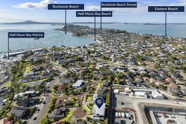 Photo of property in 11 Icarus Place, Half Moon Bay, Auckland, 2012