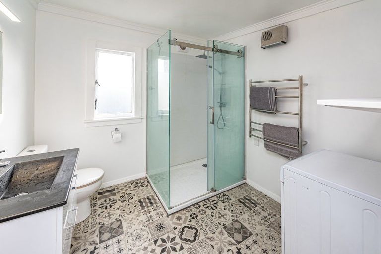 Photo of property in 102 Bell Street, Whanganui, 4500