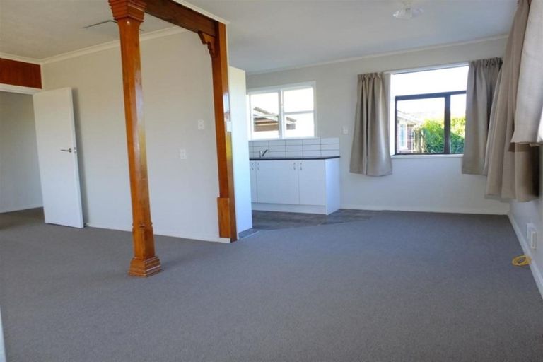 Photo of property in 17 Dunarnan Street, Avonside, Christchurch, 8061