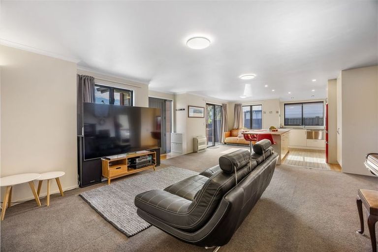 Photo of property in 208 Warren Street, Wanaka, 9305