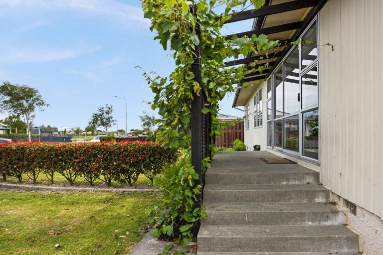 Photo of property in 12 Essex Street, Tamatea, Napier, 4112