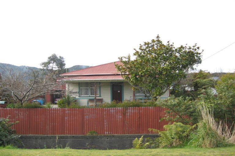 Photo of property in 46 Ranfurly Street, Runanga, 7803