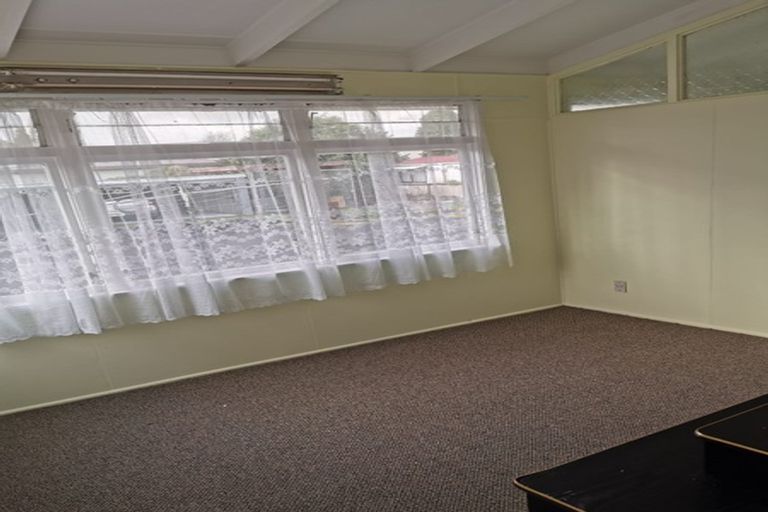 Photo of property in 130 Tui Road, Papatoetoe, Auckland, 2025