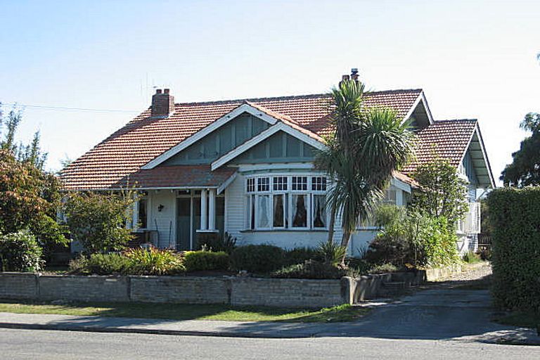 Photo of property in 4 Herbert Street, Waimate, 7924