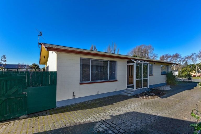 Photo of property in 210 Beach Road, North New Brighton, Christchurch, 8083