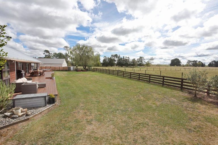 Photo of property in 455b State Highway 1, Bulls, 4894