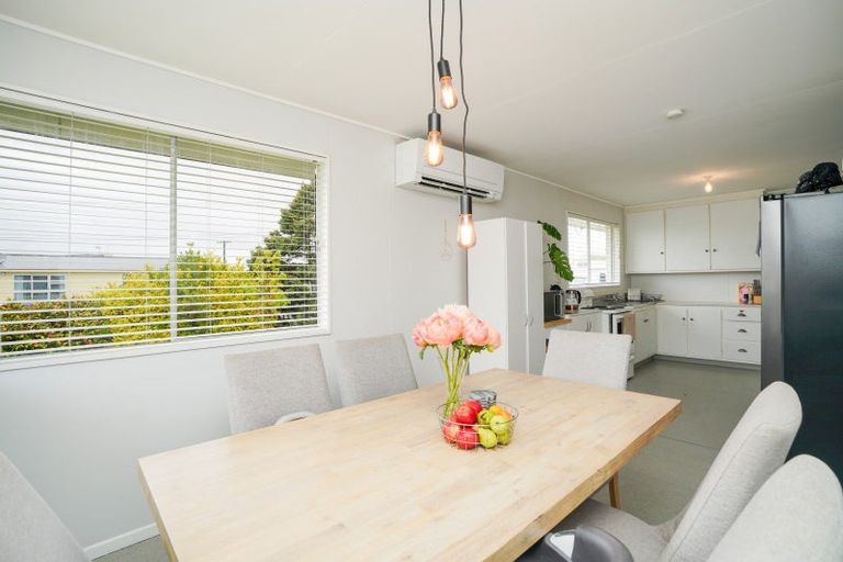 Photo of property in 16 Hyde Street, Clifton, Invercargill, 9812