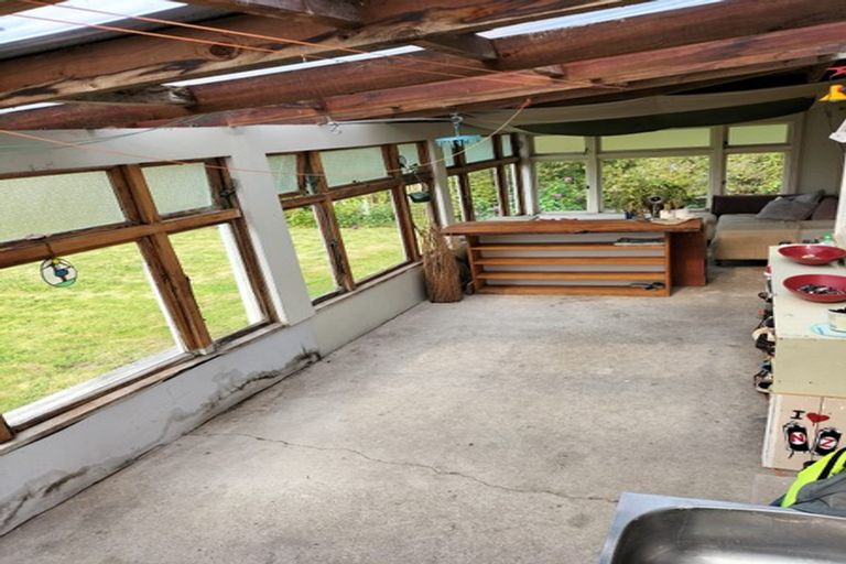 Photo of property in 161 Queen Street, Westport, 7825