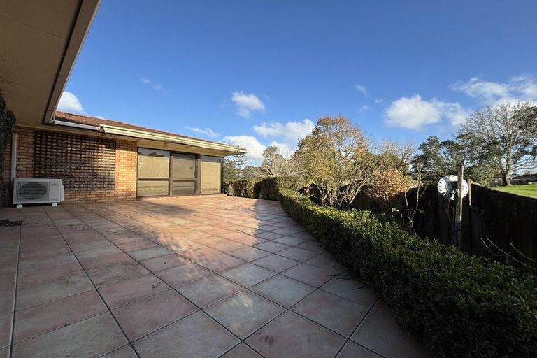 Photo of property in 33 Carnoustie Drive, Wattle Downs, Auckland, 2103