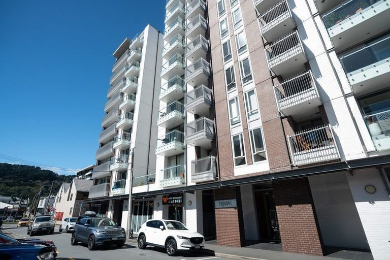 Photo of property in Republic Apartments, 4h/11 Tennyson Street, Te Aro, Wellington, 6011