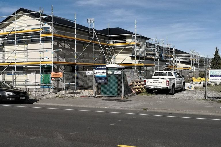 Photo of property in 2/26 Shakespeare Road, Milford, Auckland, 0620