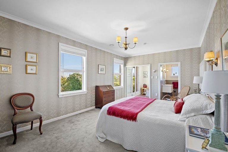 Photo of property in 7 Upper Crichton Terrace, Cashmere, Christchurch, 8022