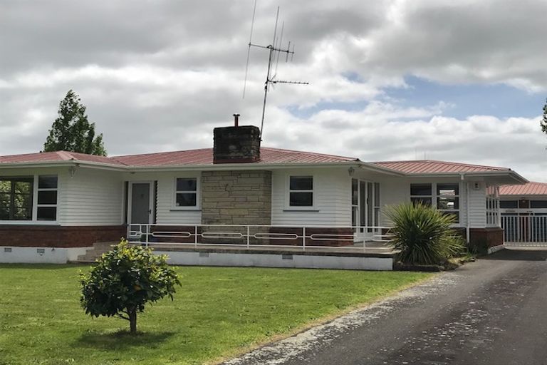 Photo of property in 20 Clare Street, Cambridge, 3434