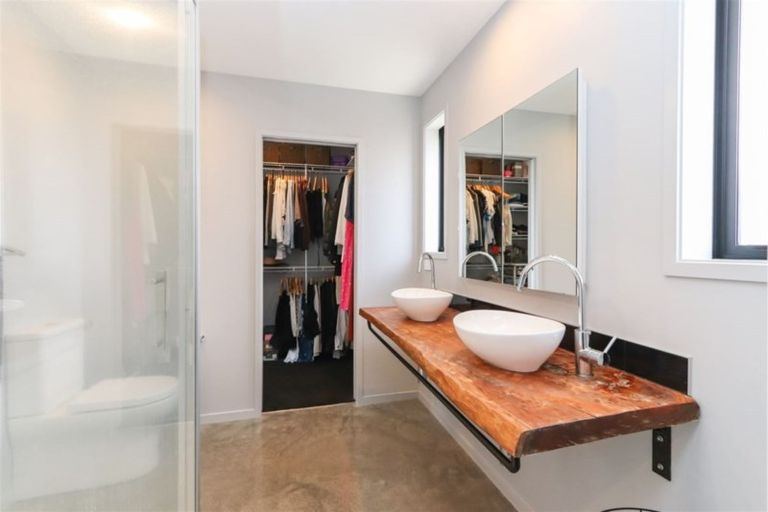 Photo of property in 13a Estate Grove, Inglewood, 4330