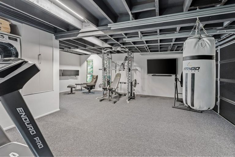 Photo of property in 23 Duncansby Road, Stanmore Bay, Whangaparaoa, 0932