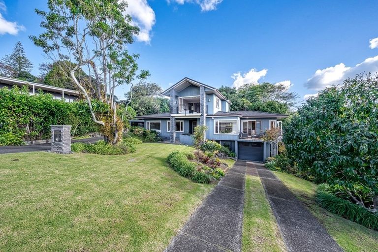 Photo of property in 8 Rangitoto View Road, Cockle Bay, Auckland, 2014