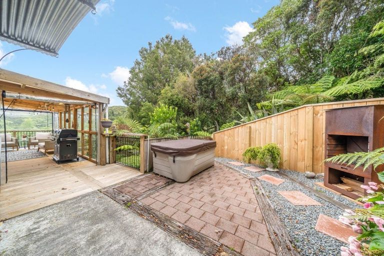 Photo of property in 17 Seymour Grove, Kingsley Heights, Upper Hutt, 5018