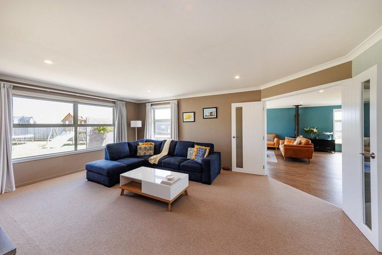 Photo of property in 98 Mount Taylor Drive, Feilding, 4775