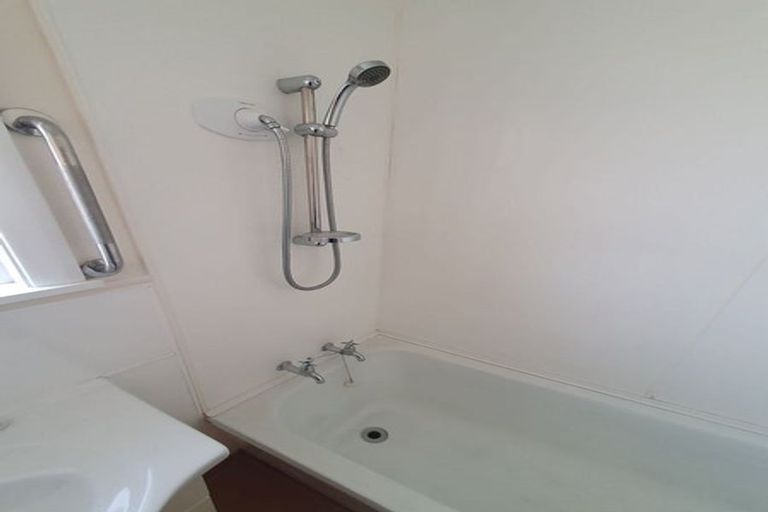 Photo of property in 18 Seddon Street, Feilding, 4702