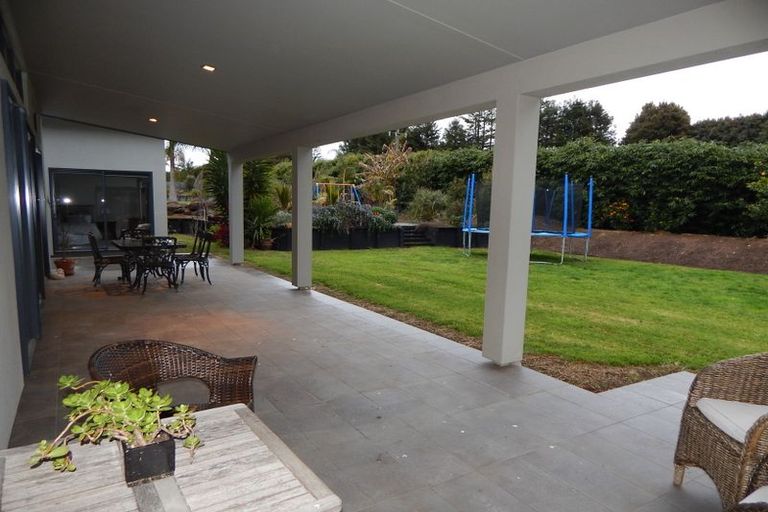 Photo of property in 3 Kotare Heights, Kerikeri, 0230