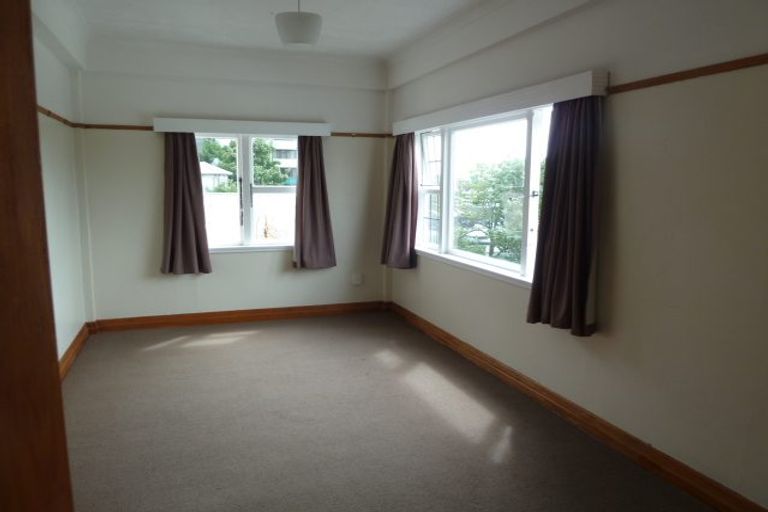 Photo of property in Elms Court Flats, 7/367 The Terrace, Te Aro, Wellington, 6011