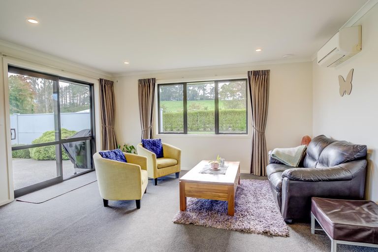 Photo of property in 2121 Kakaramea Road, Ngahinapouri, Hamilton, 3290