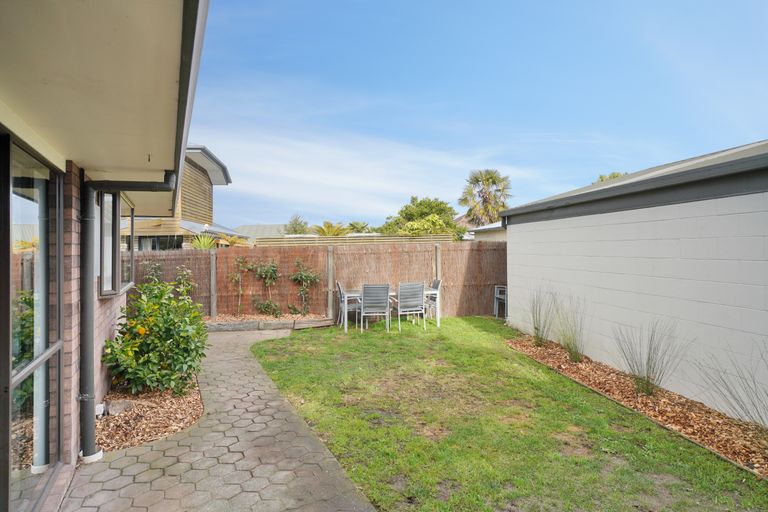 Photo of property in 27a Trafford Street, Harewood, Christchurch, 8051