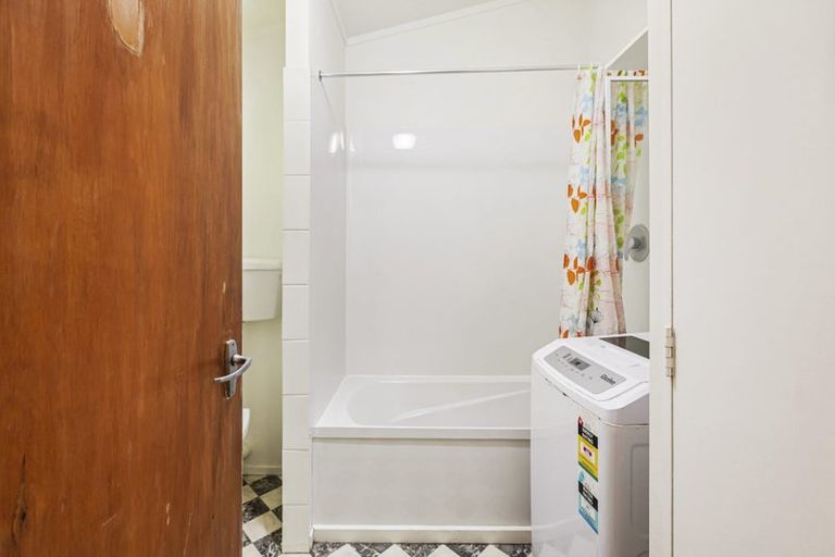 Photo of property in 6/219 Grant Road, Thorndon, Wellington, 6011