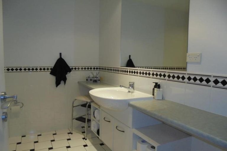 Photo of property in Atlas House, 4/22 Ghuznee Street, Te Aro, Wellington, 6011