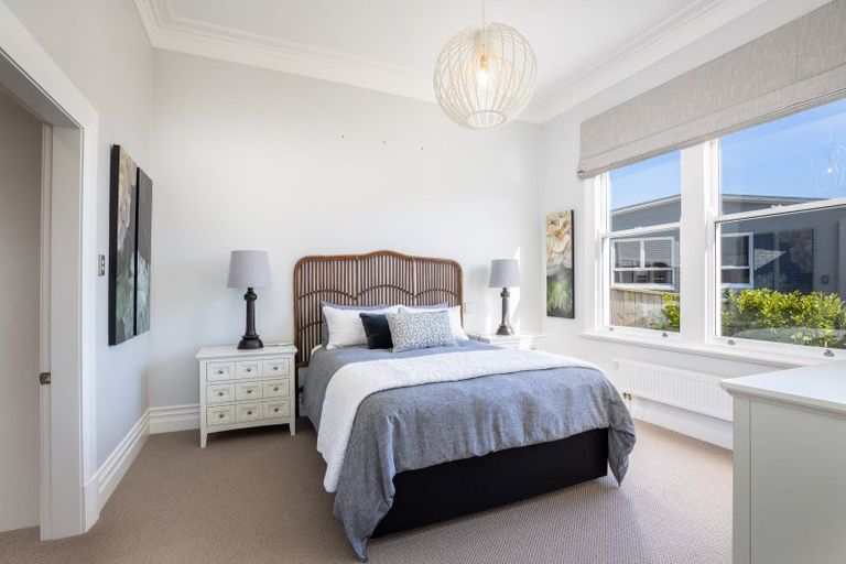 Photo of property in 149a Tukapa Street, Westown, New Plymouth, 4310
