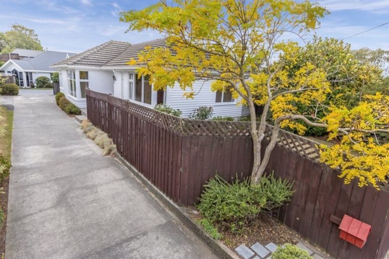 Photo of property in 1/48 Staveley Street, Avonhead, Christchurch, 8042