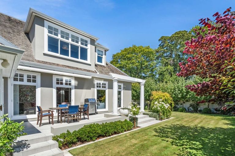 Photo of property in 3 Royds Street, Fendalton, Christchurch, 8014