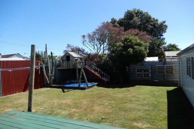 Photo of property in 29 Douglas Street, Hawera, 4610