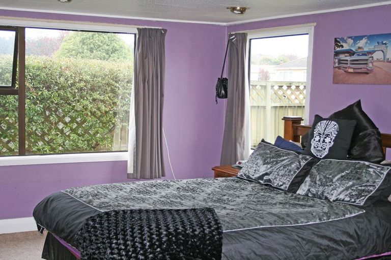 Photo of property in 1 Sandringham Street, Oamaru North, Oamaru, 9400