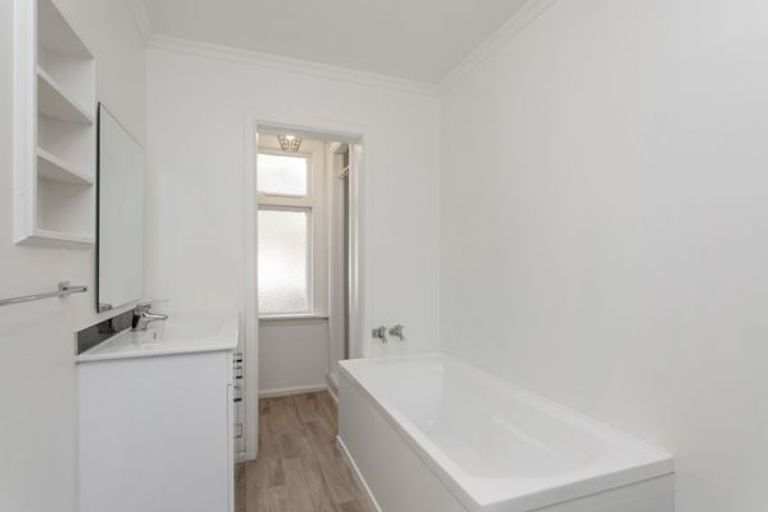 Photo of property in 282 Marine Parade, New Brighton, Christchurch, 8061