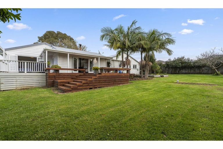 Photo of property in 35 Hall Road, Kerikeri, 0230