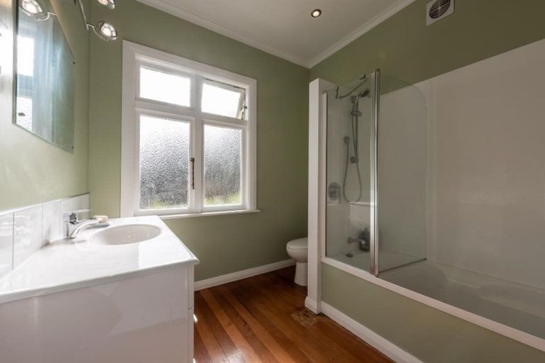 Photo of property in 43 Kano Street, Karori, Wellington, 6012