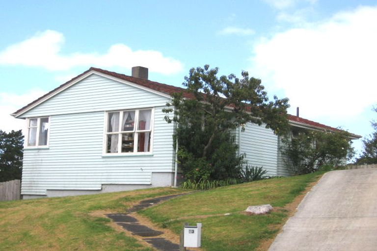 Photo of property in 13 Gemini Place, Beach Haven, Auckland, 0626