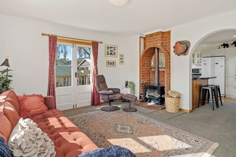 Photo of property in 65 Hampden Street, Picton, 7220