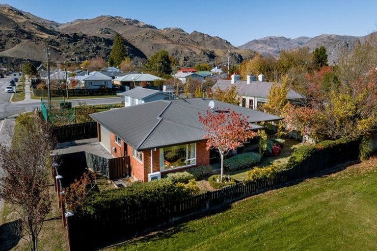 Photo of property in 42 Donegal Street, Cromwell, 9310