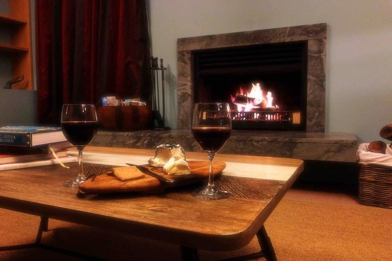 Photo of property in 680 Neudorf Road, Upper Moutere, 7175