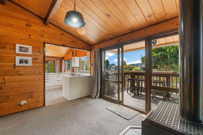 Photo of property in 73 Hyde Avenue, Richmond Heights, Taupo, 3330