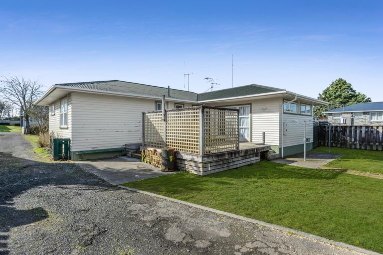Photo of property in 1 Clifford Street, Morrinsville, 3300