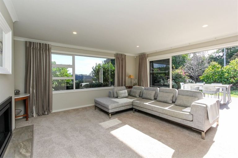 Photo of property in 15 Adam Lile Drive, Highlands Park, New Plymouth, 4312