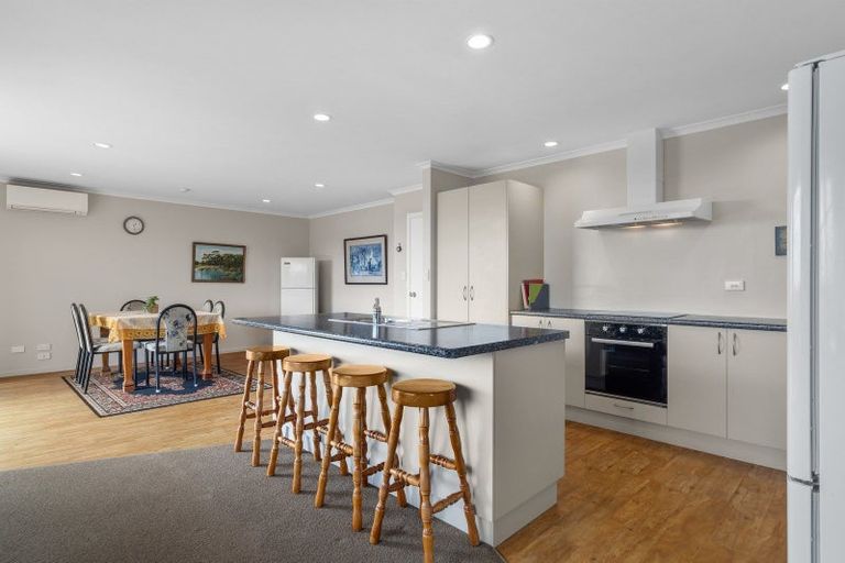 Photo of property in 6 Blampied Place, Nelson South, Nelson, 7010